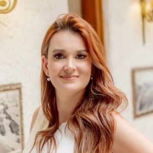 ΒΑΛΕΡΙ ΑΓΓΕΛΟΥ, ΣΥΓΓΡΑΦΕΑΣ | ΣΥΝΕΝΤΕΥΞΗ