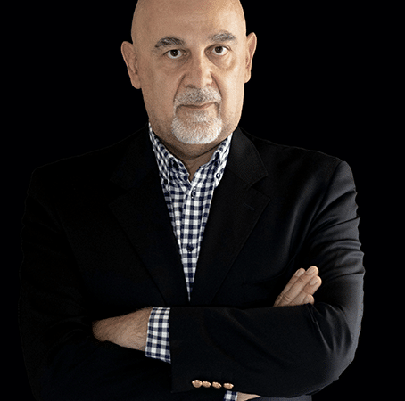 ΝΙΚΟΣ ΧΑΡΟΠΟΥΛΟΣ, ΣΥΓΓΡΑΦΕΑΣ | ΣΥΝΕΝΤΕΥΞΗ